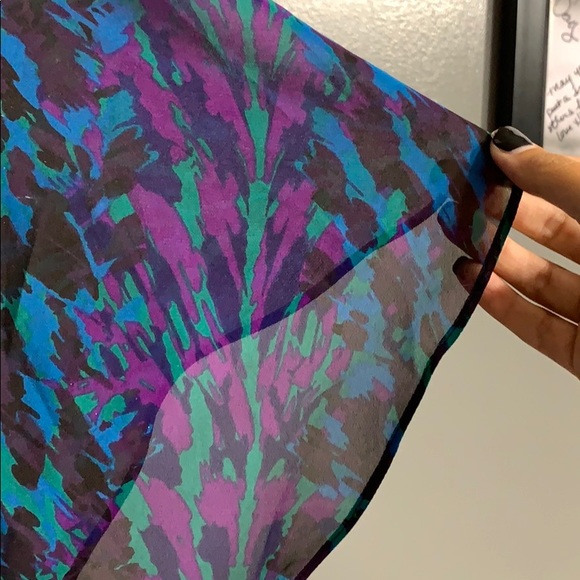 Express Top - Picture 2 of 4